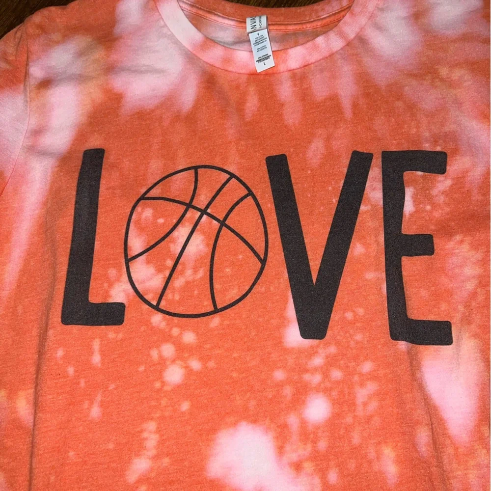 Bella Canvas Love Basketball Orange Coral Crop Boxy Short Sleeve T-Shirt Size L - Picture 3 of 9